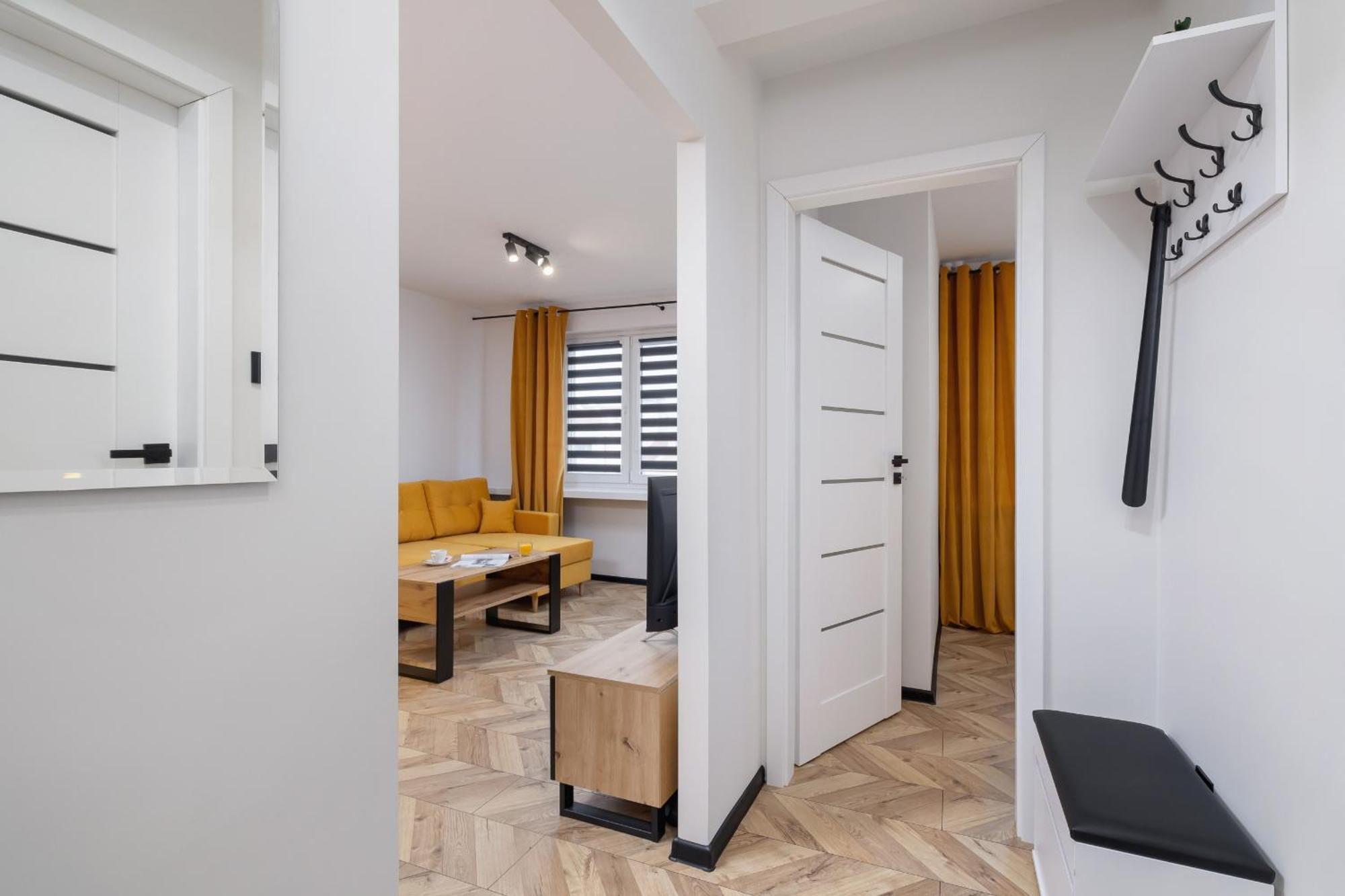 City Center One-Bedroom Apartment With Bathtub By Noclegi Renters Rzeszów Extérieur photo